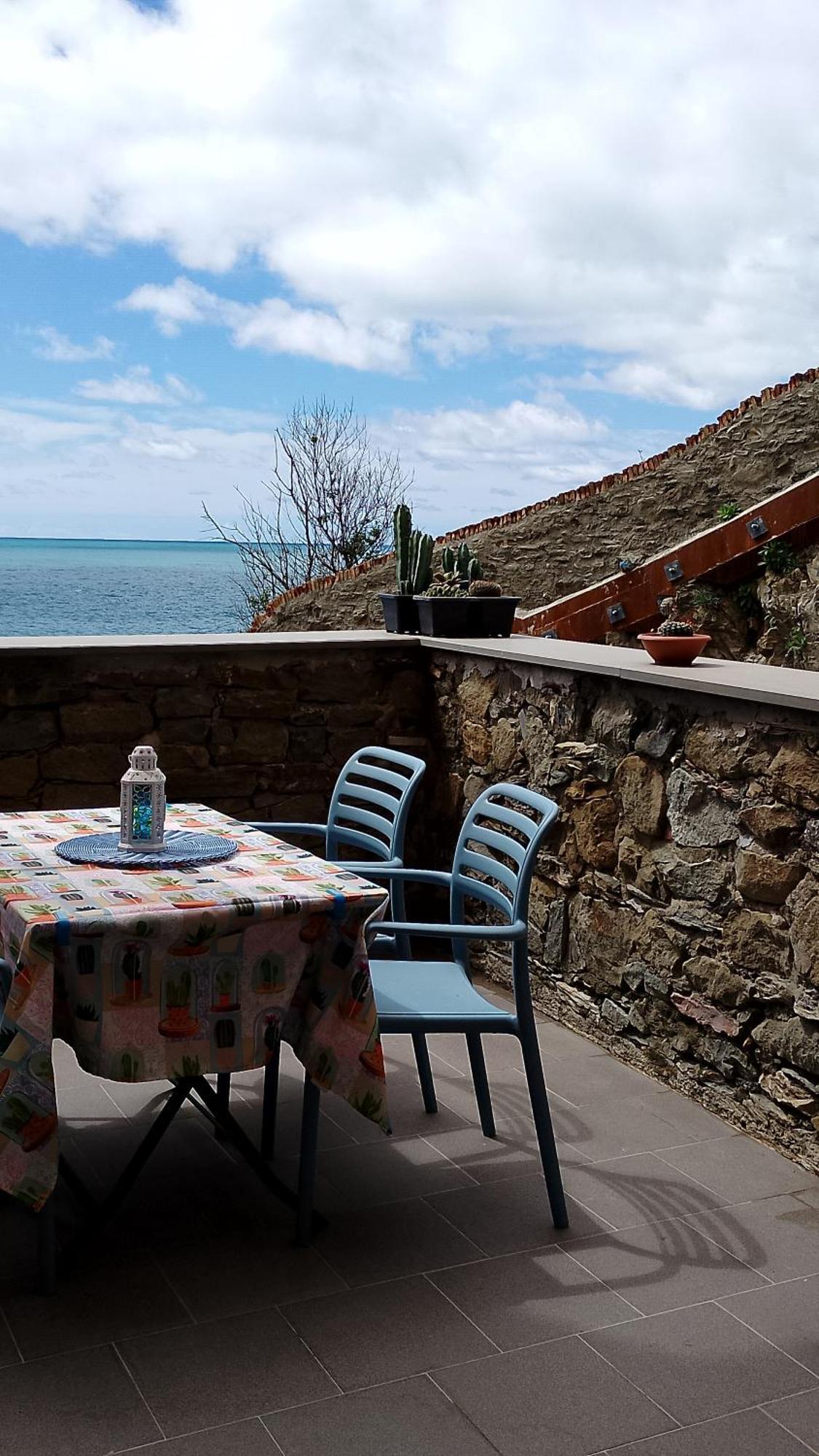 L'Incanto Divino Di Fronte Solo L'Orizzonte! Riomaggiore Extérieur photo