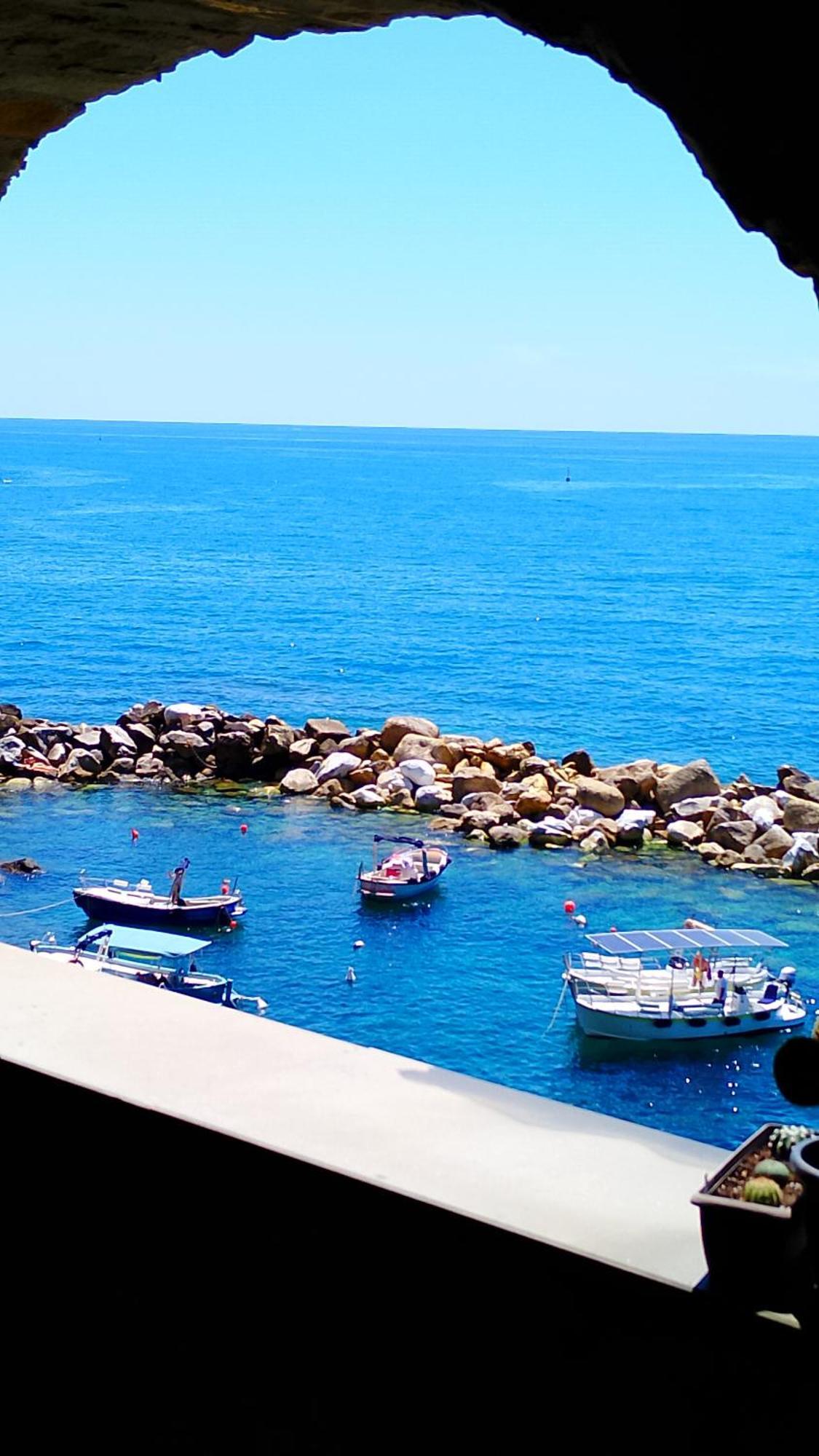 L'Incanto Divino Di Fronte Solo L'Orizzonte! Riomaggiore Extérieur photo